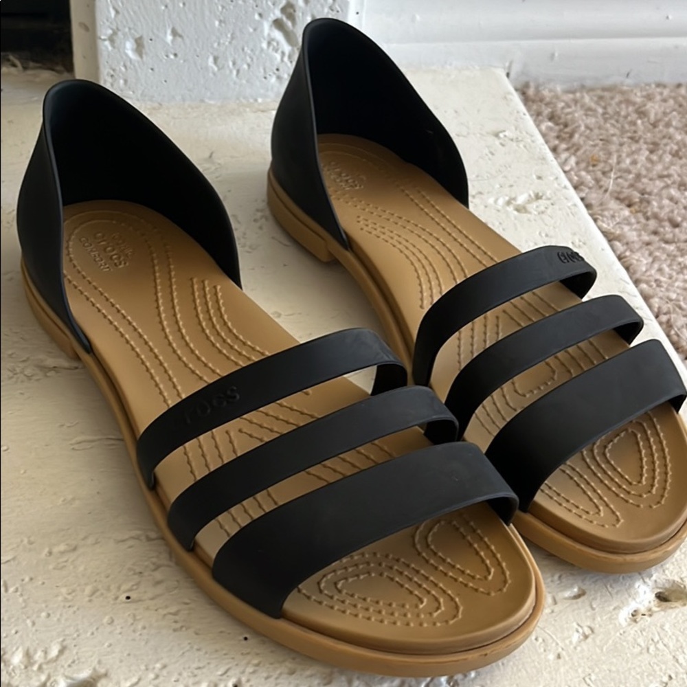 Crocs Sandals - W9